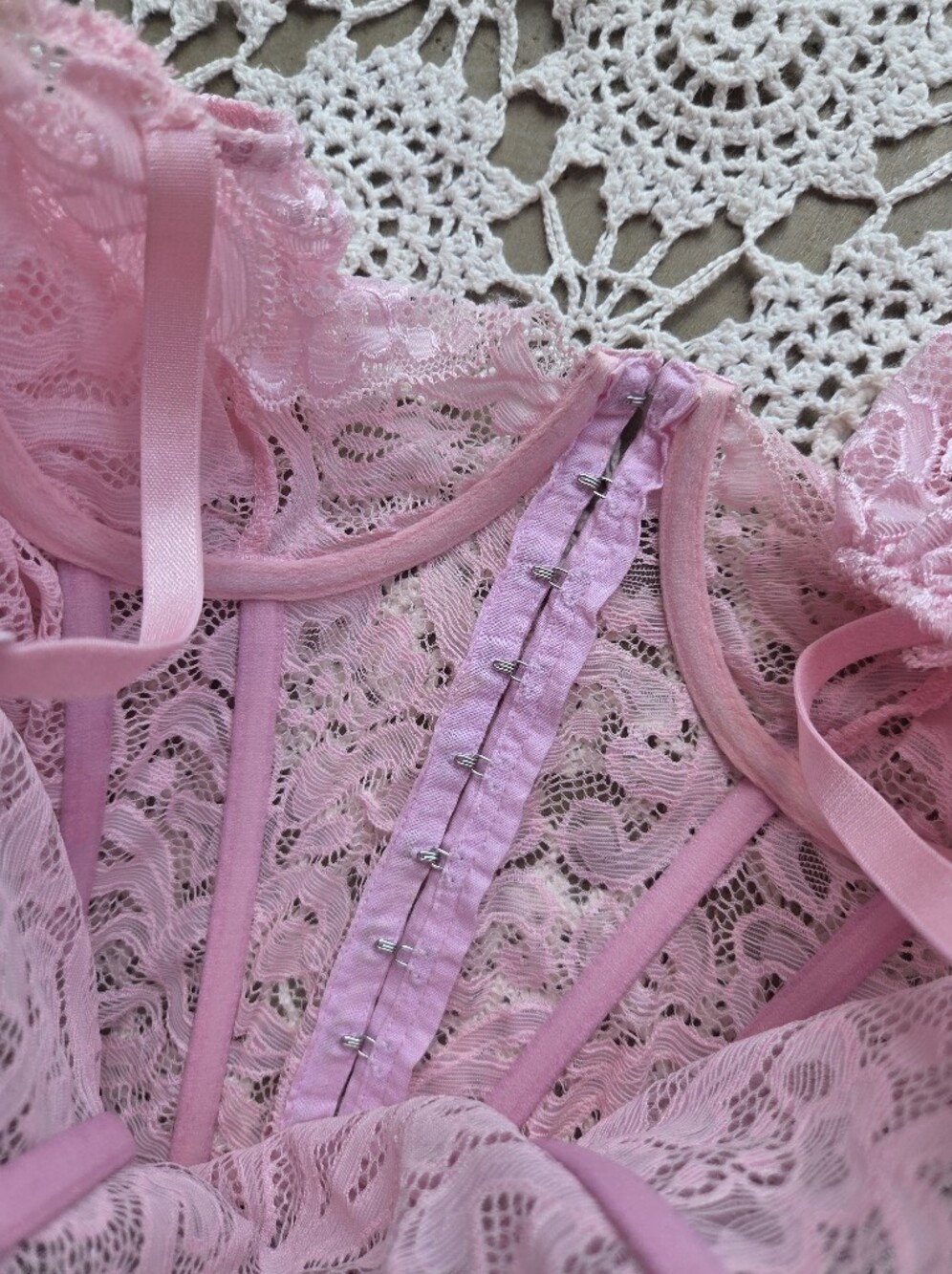 Dolls Kill Sugar Thrillz Yours Truly Lace Corset - Picture 10 of 10